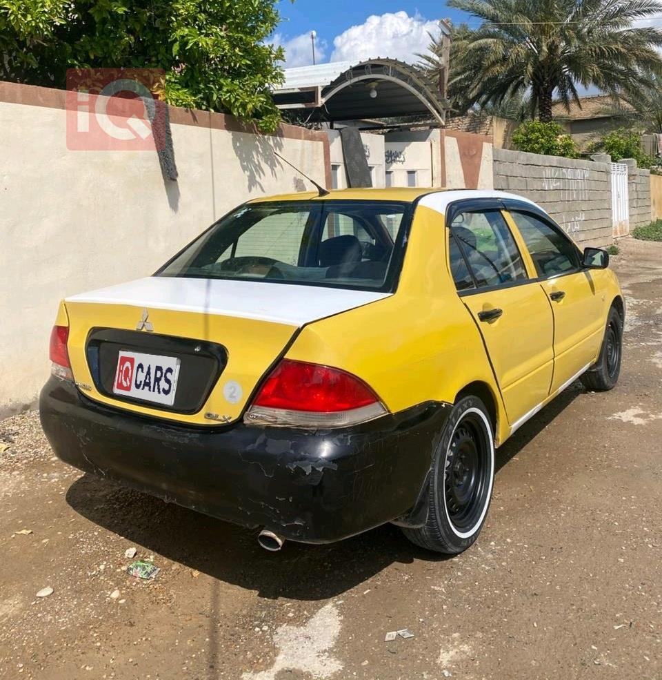 Mitsubishi Lancer